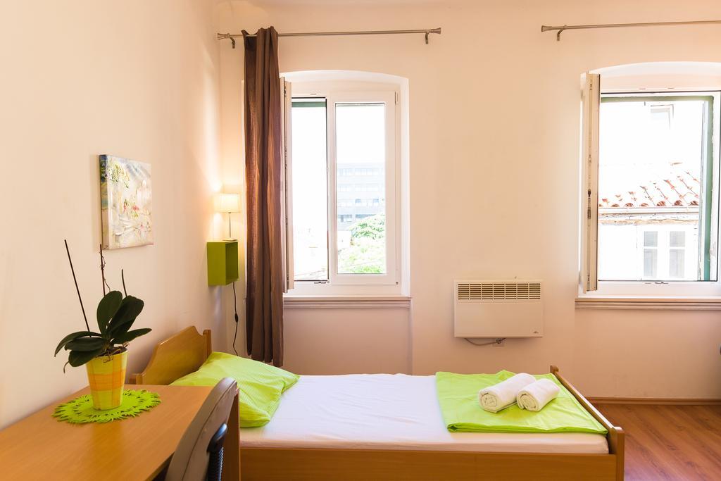 Apartment Mia Rijeka Extérieur photo
